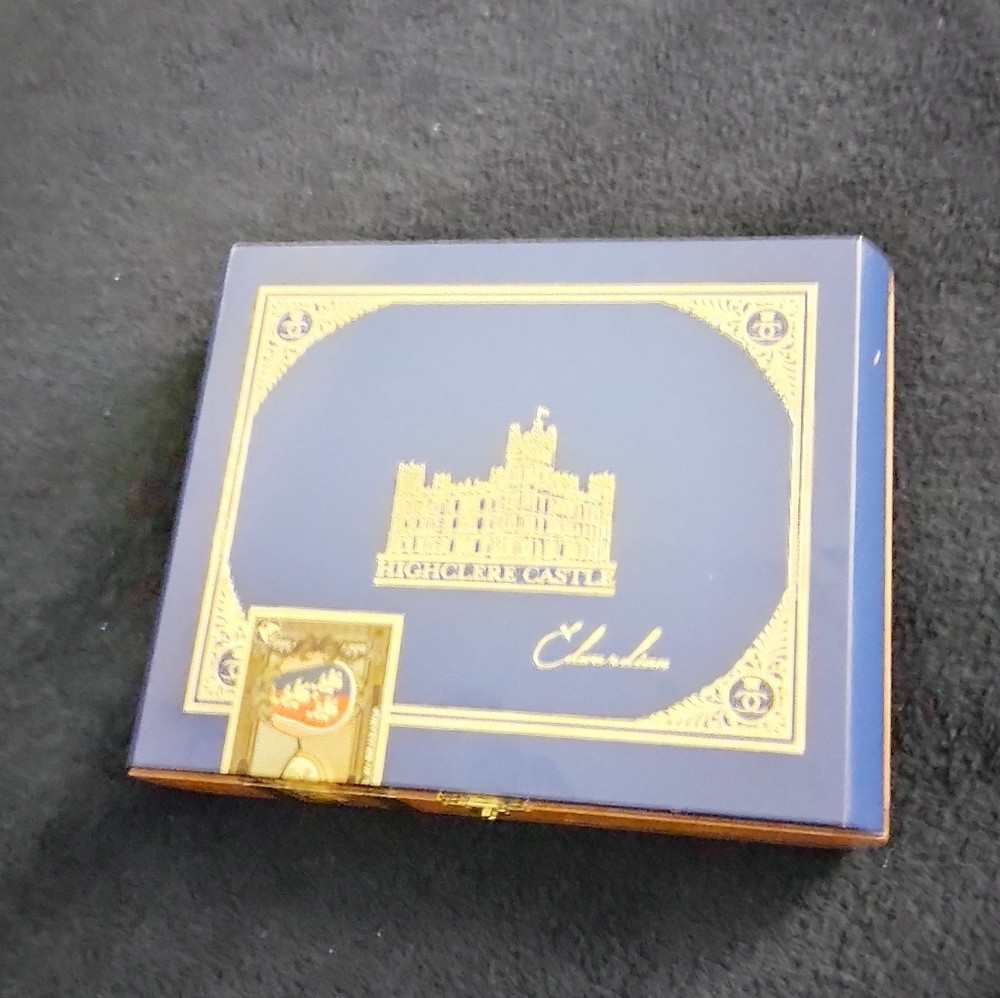Highclere Castle cigar box